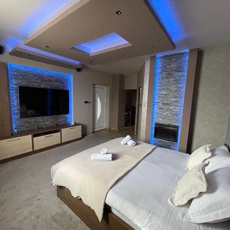 Apartmani Aso-Ler Kukujevci Luaran gambar
